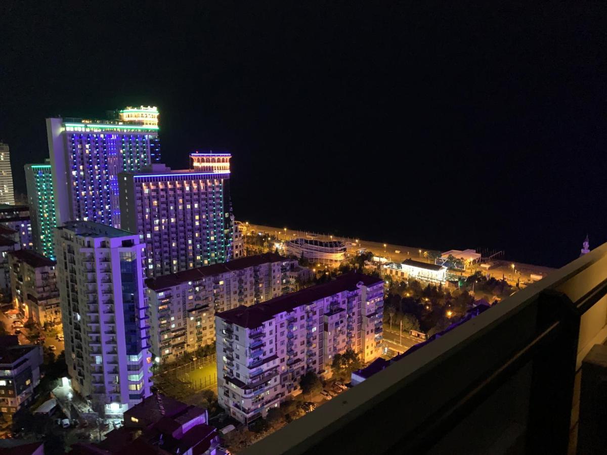 Vip Aparthotel Orbi City Sea View Batumi Luaran gambar